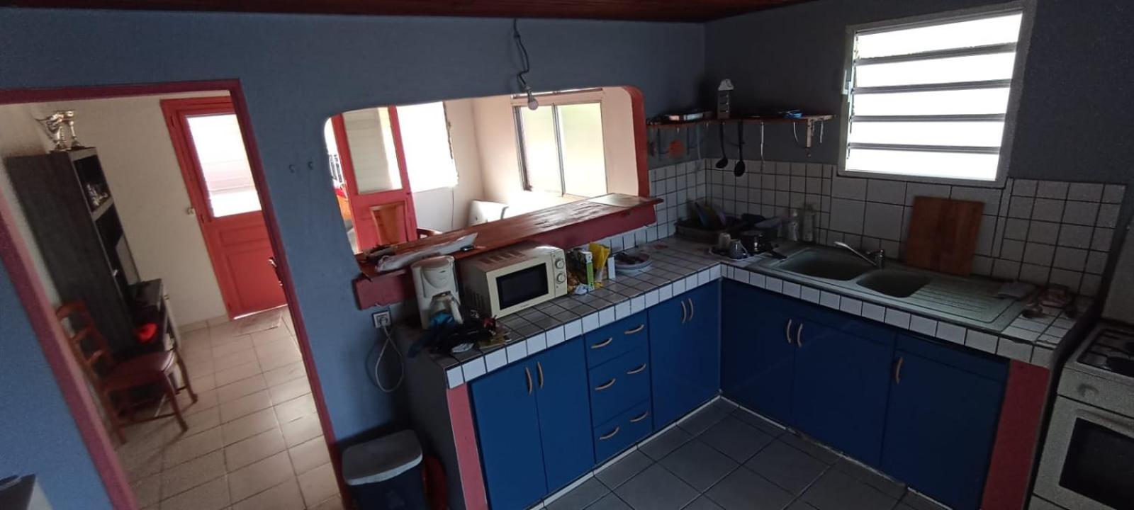 Maison Exurville Le Robert Luaran gambar